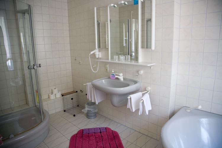 Gasthaus Merkel Hotel Bad Berneck im Fichtelgebirge Habitación foto